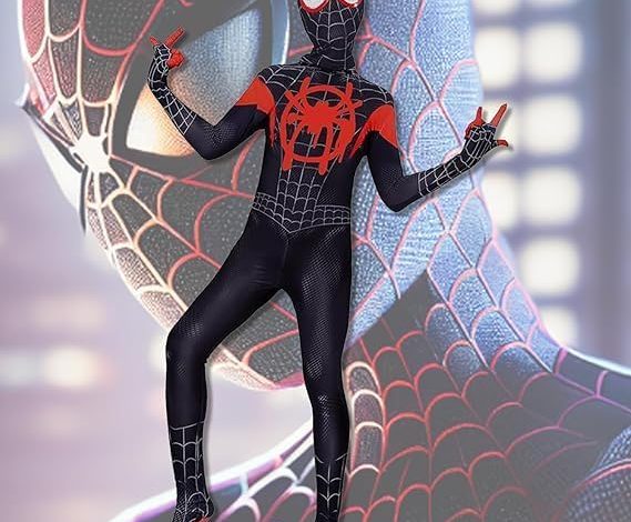 A Dynamic Marvel: The Rise of the Spider-Man Costume