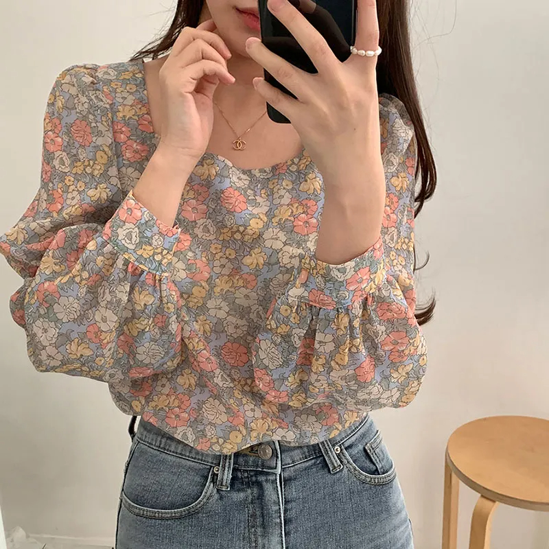 floral blouse