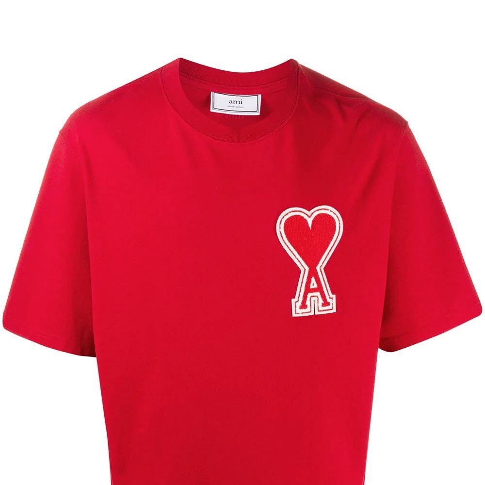 	
ami de coeur t-shirt