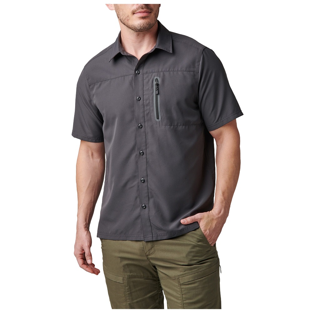 short sleeve shirt